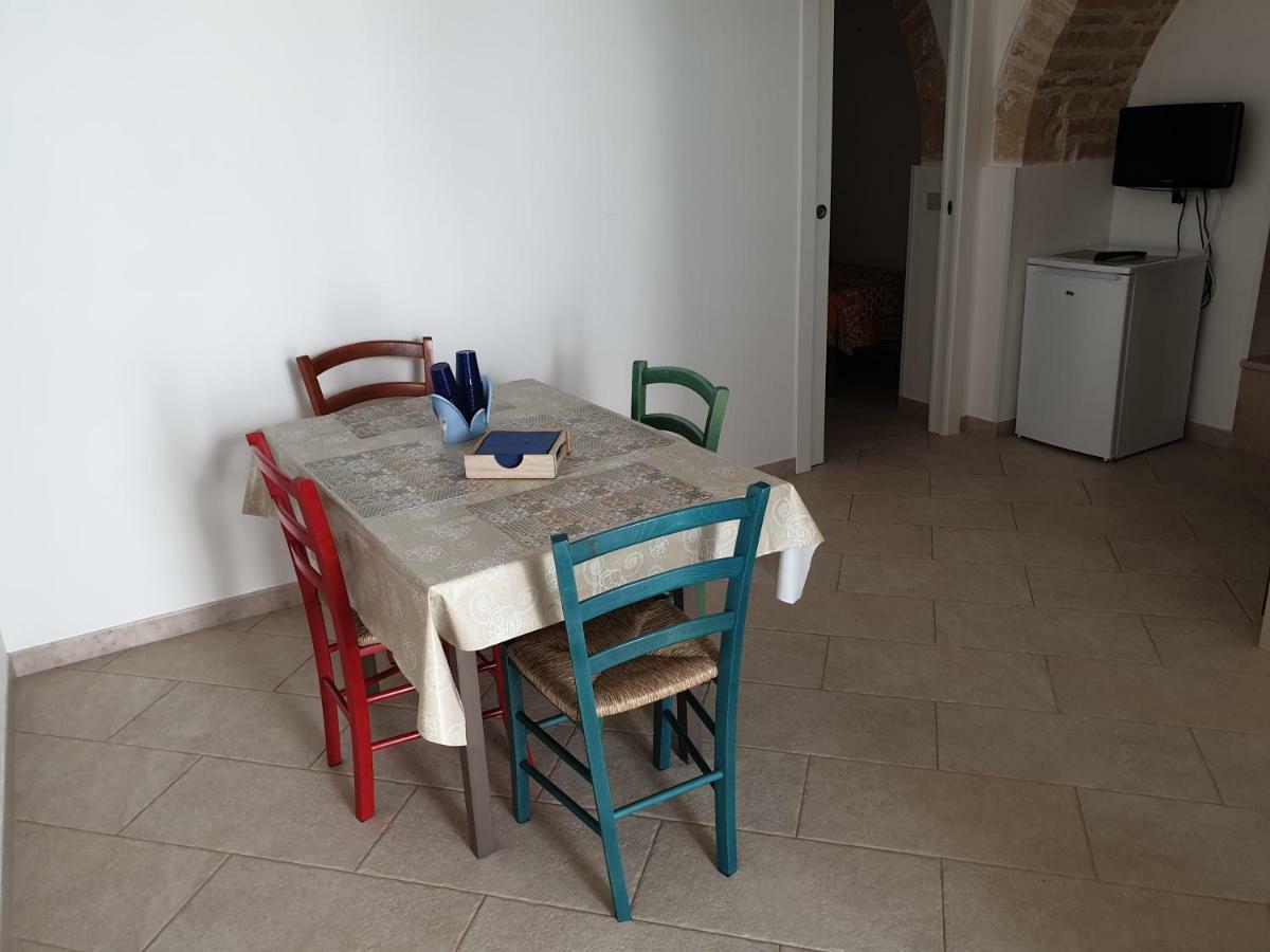 Nonna Livia By La Puglia In Un Trullo Lägenhet Alberobello Exteriör bild